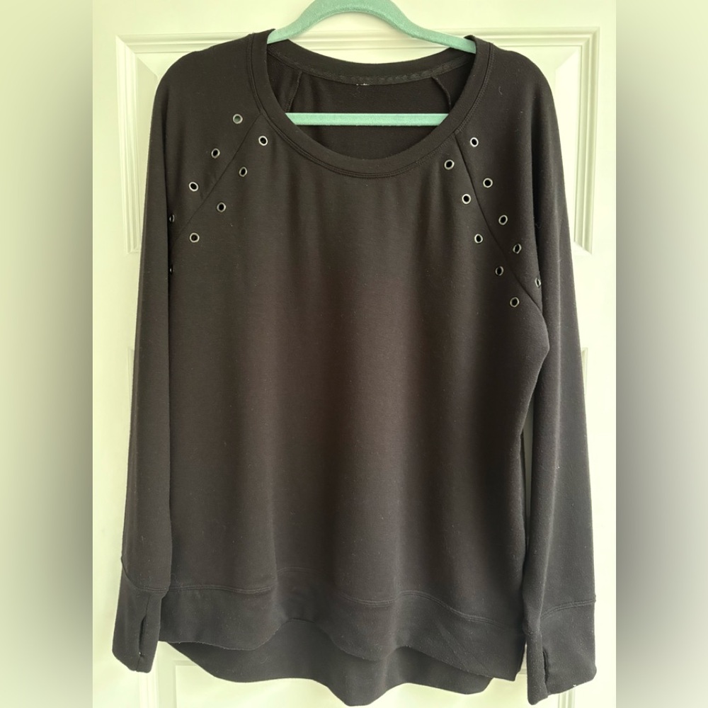 Sweatshirt ~ Black ~ XL